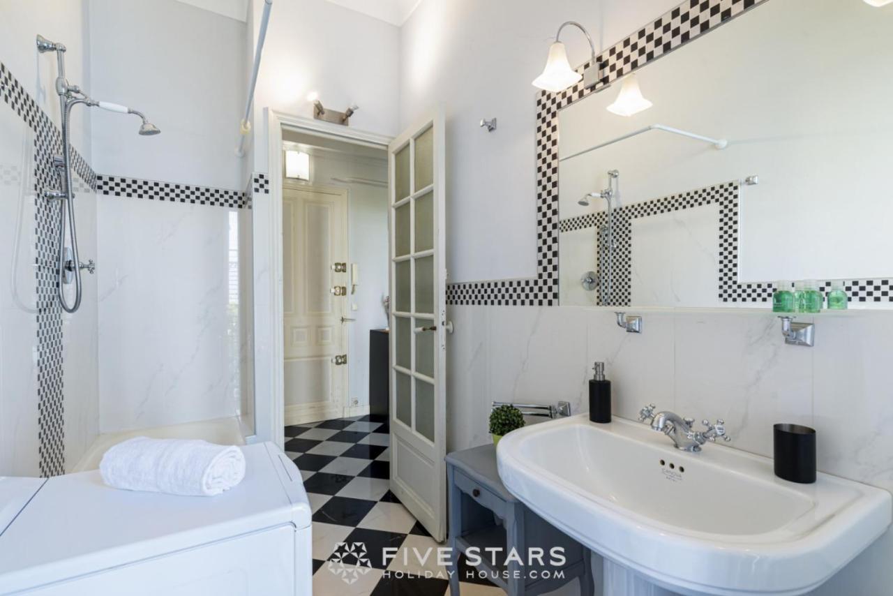 Appartement Studio 53 Five Stars Holiday House à Nice Extérieur photo